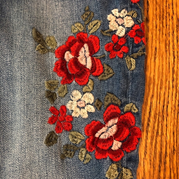 High Waisted Embroidered Ankle Jean Leggings - Picture 3 of 3